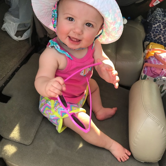 Meet your Posher, Mikaela - Picture 4 of 8